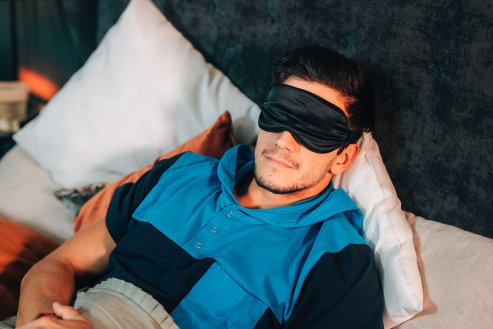 Black Silk Sleep Mask